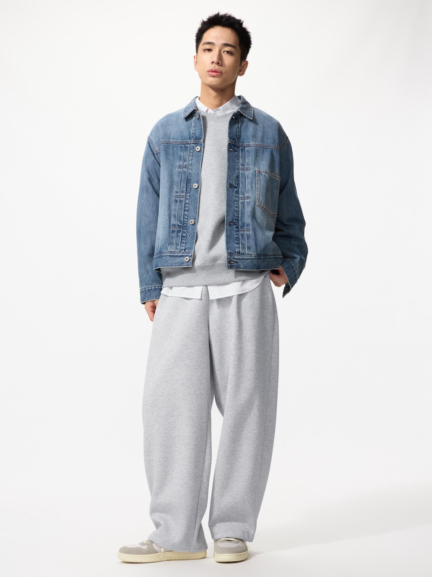 Джинсовая спортивная куртка