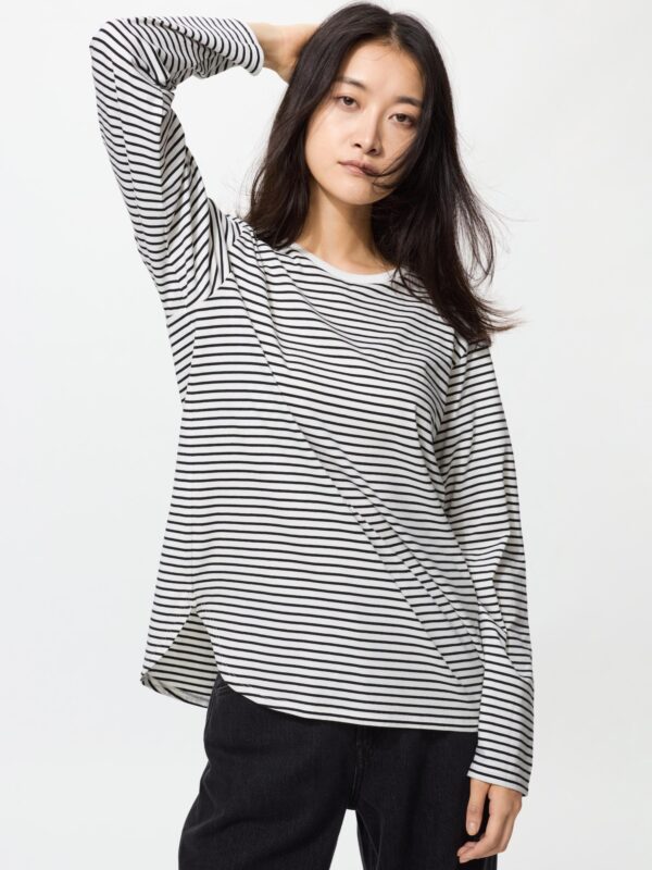 Футболка с круглым вырезом из мягкого хлопка / Длинными рукавами / каймой