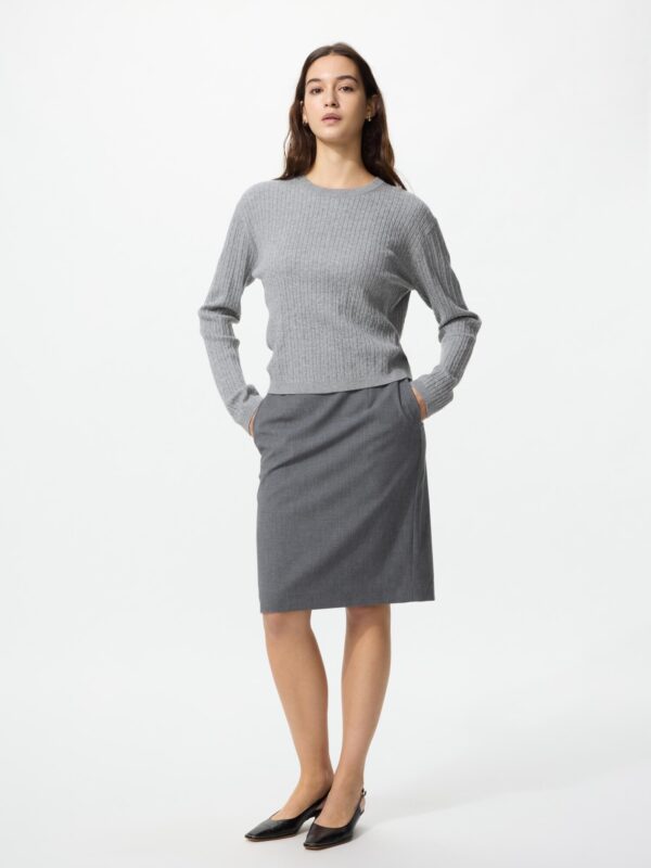 Юбка-стрейч средней длины