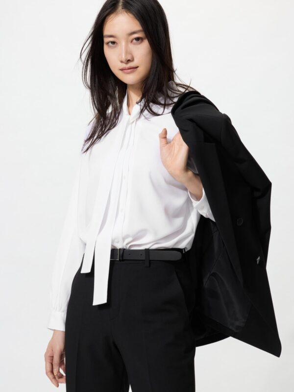 Блузка из вискозы с воротником-бант