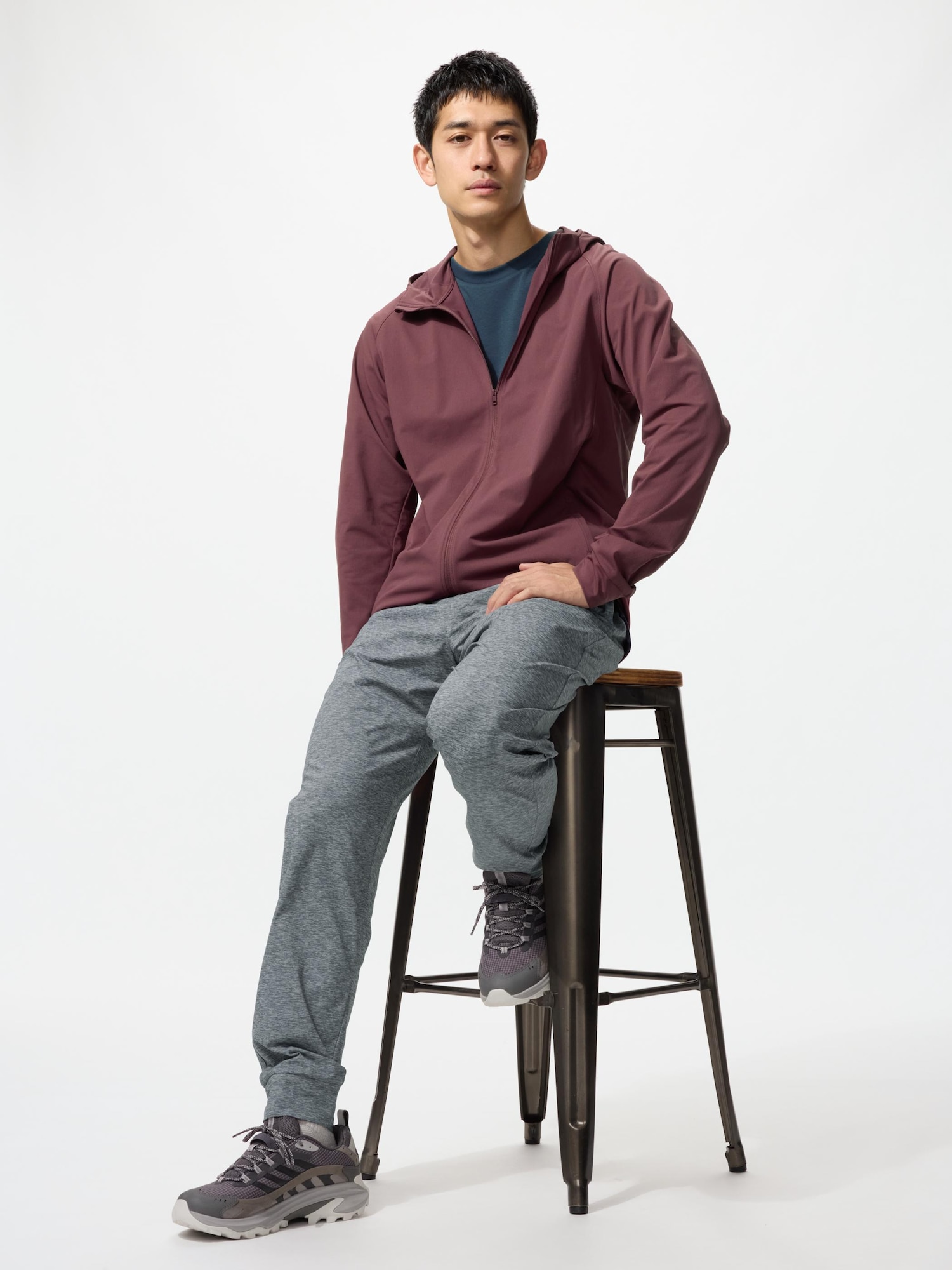 Ультрастретчевые активные джоггеры, удлинённый фасон