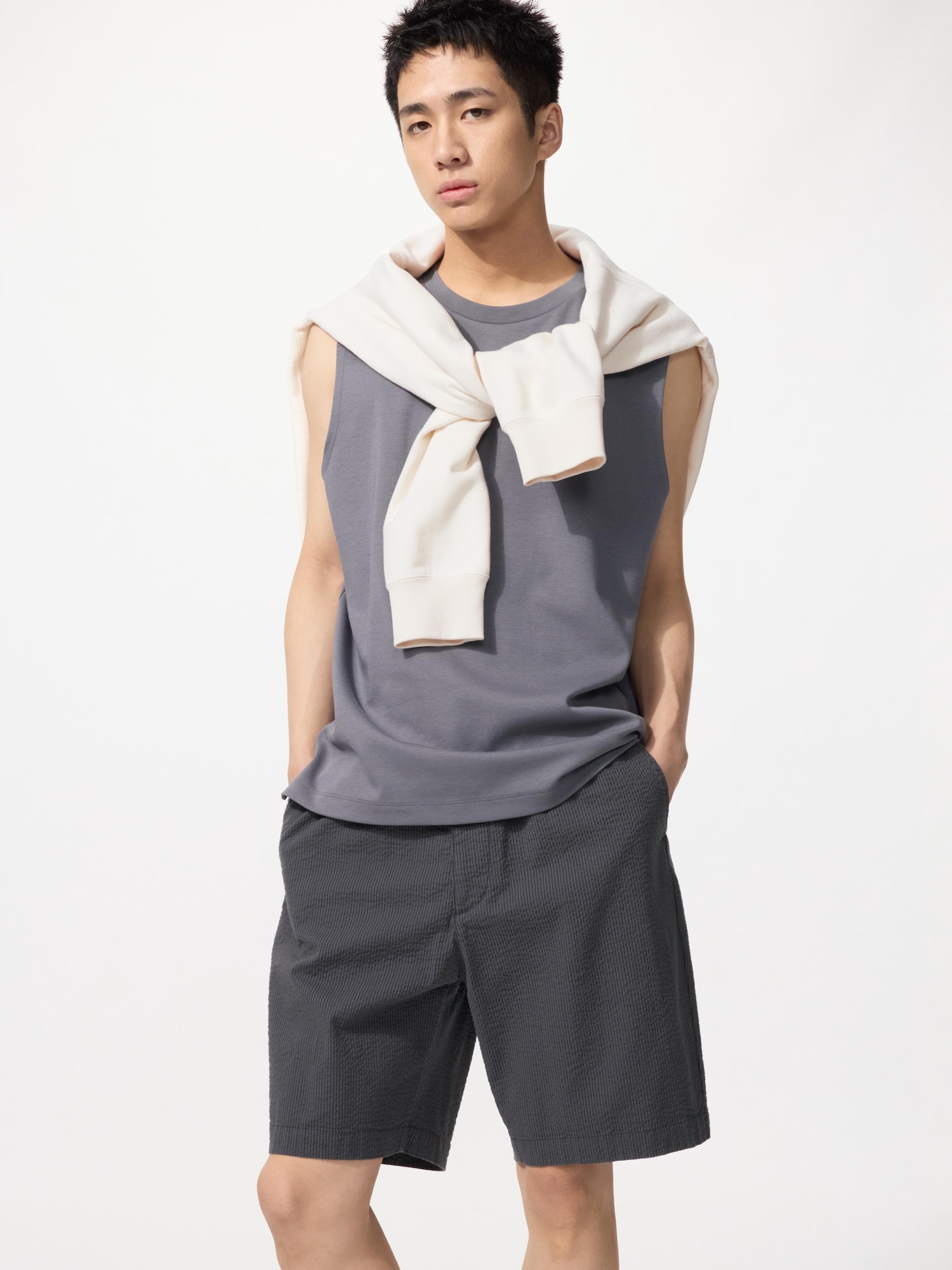 Шорты из эластичной ткани с эффектом мятости