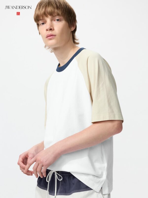 Футболка с регланом