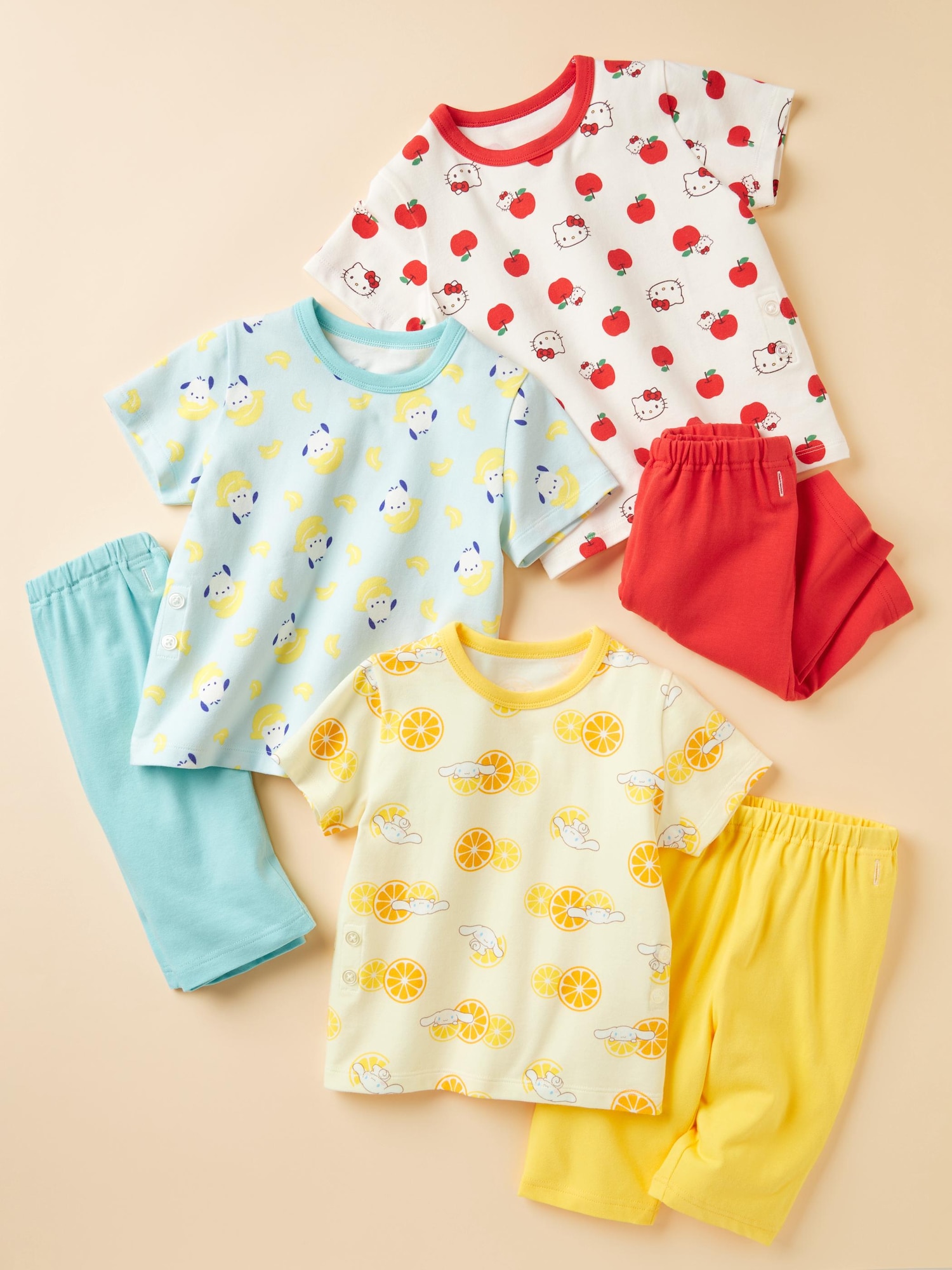 Пижама Uniqlo x Sanrio из дышащего материала с коротким рукавом
