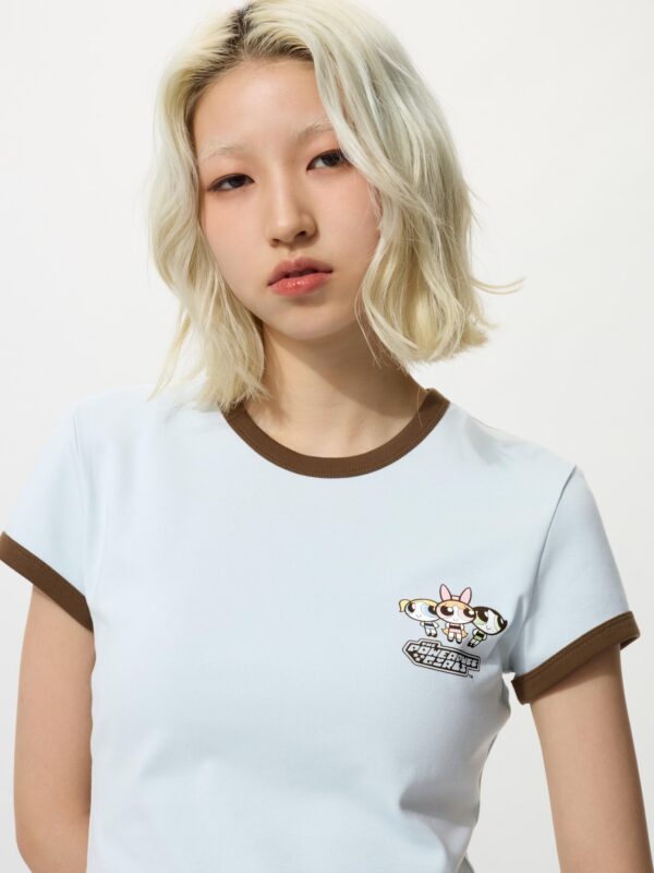 Графичная футболка UT с жизнерадостными персонажами, короткий рукав 1D