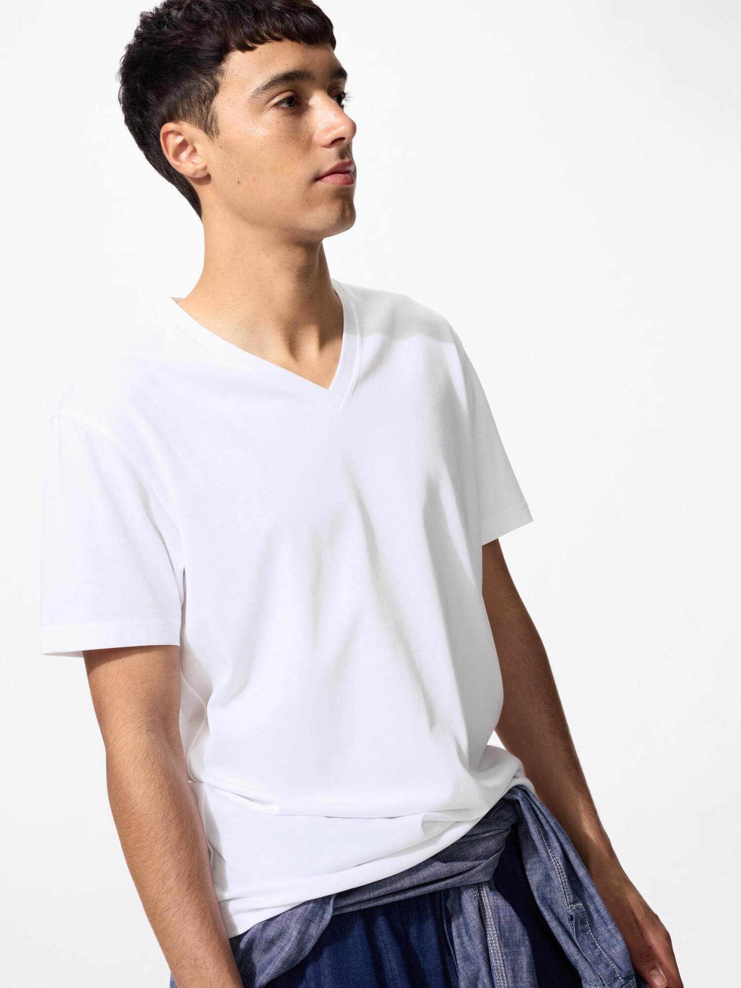 Футболка с V-образным вырезом Dry