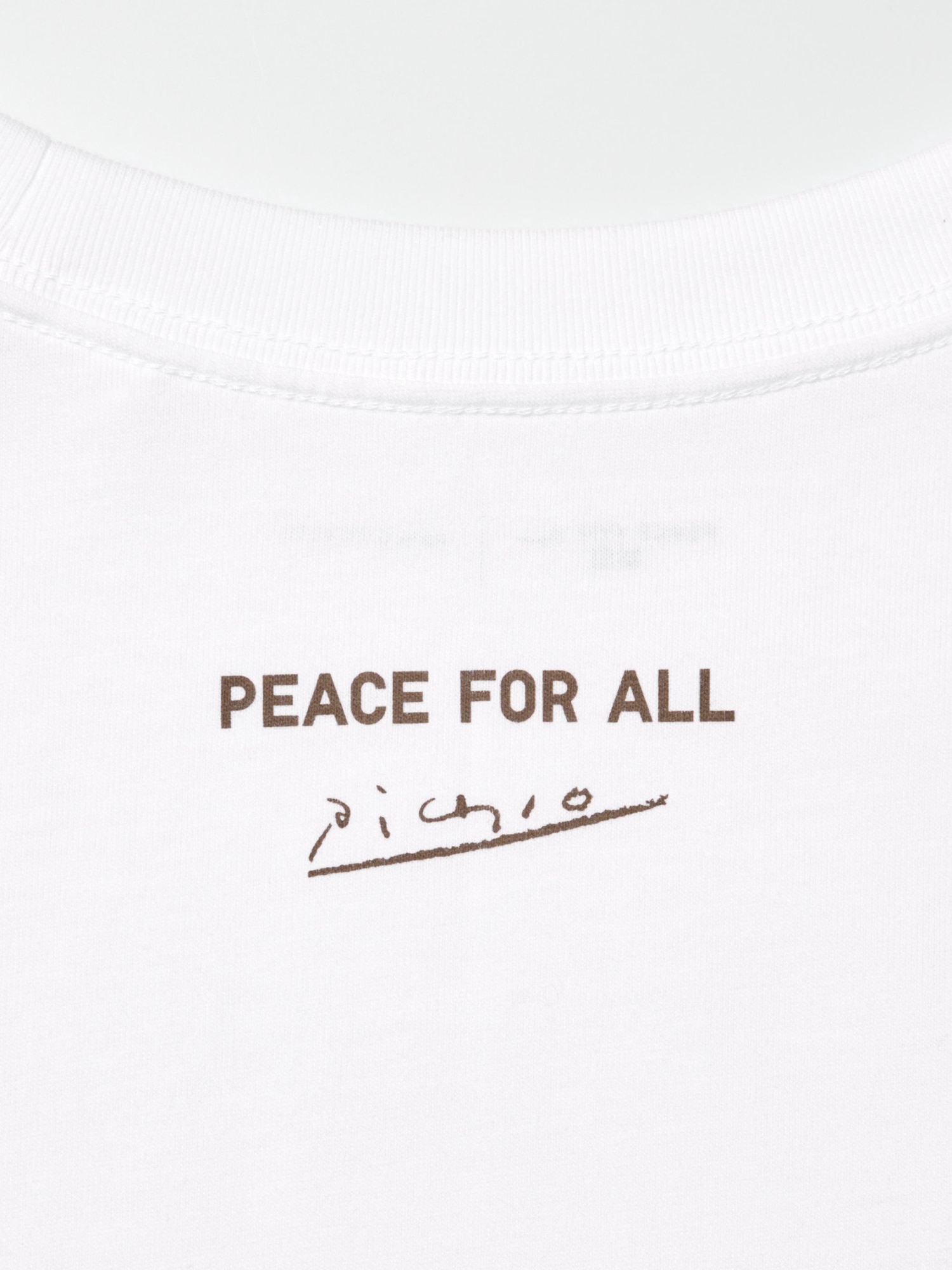 Футболка с графическим принтом PEACE FOR ALL (с коротким рукавом, крой регуляр) Picasso