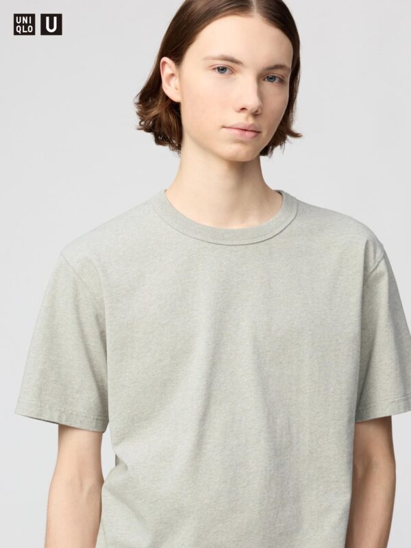 Футболка с круглым вырезом