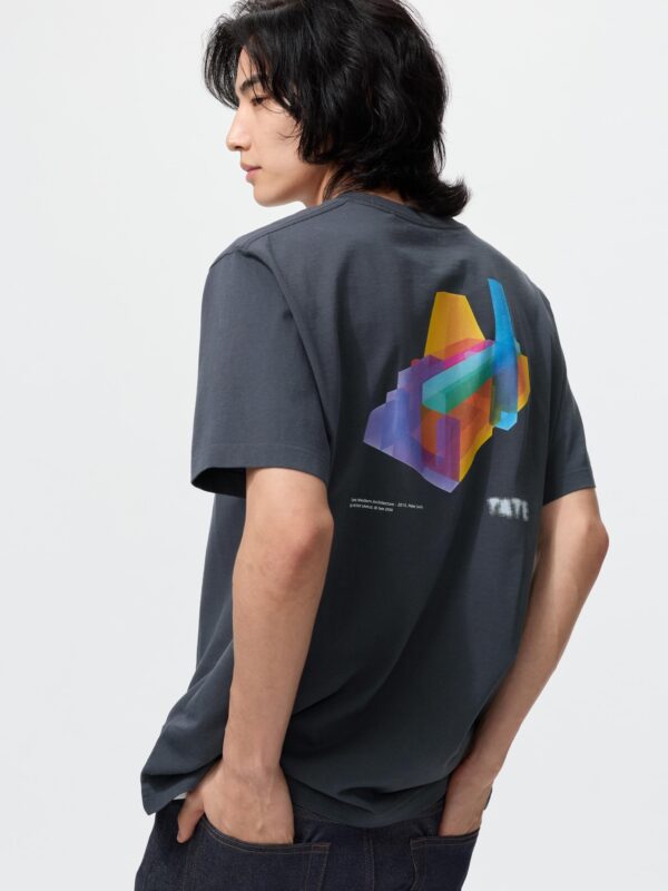 Футболка с графическим принтом UT (короткий рукав) D