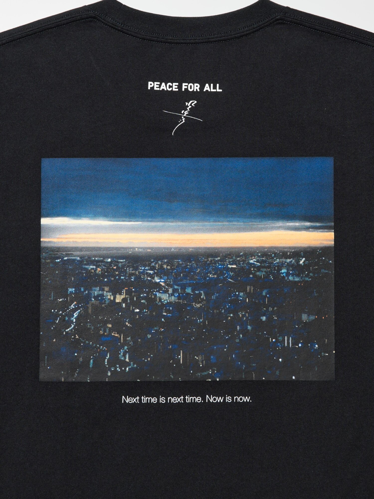 Футболка с принтом «PEACE FOR ALL» (с коротким рукавом, крой регуляр) Koji Yakusho